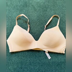 VS T-Shirt Bra Size 36B
